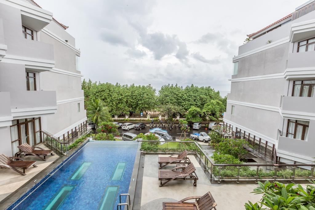 Wyndham Garden Kuta Beach Bali Екстер'єр фото