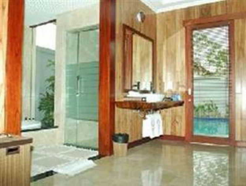 Wyndham Garden Kuta Beach Bali Екстер'єр фото