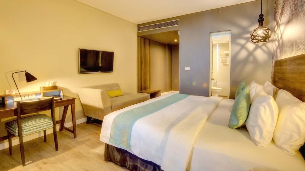 Wyndham Garden Kuta Beach Bali Екстер'єр фото
