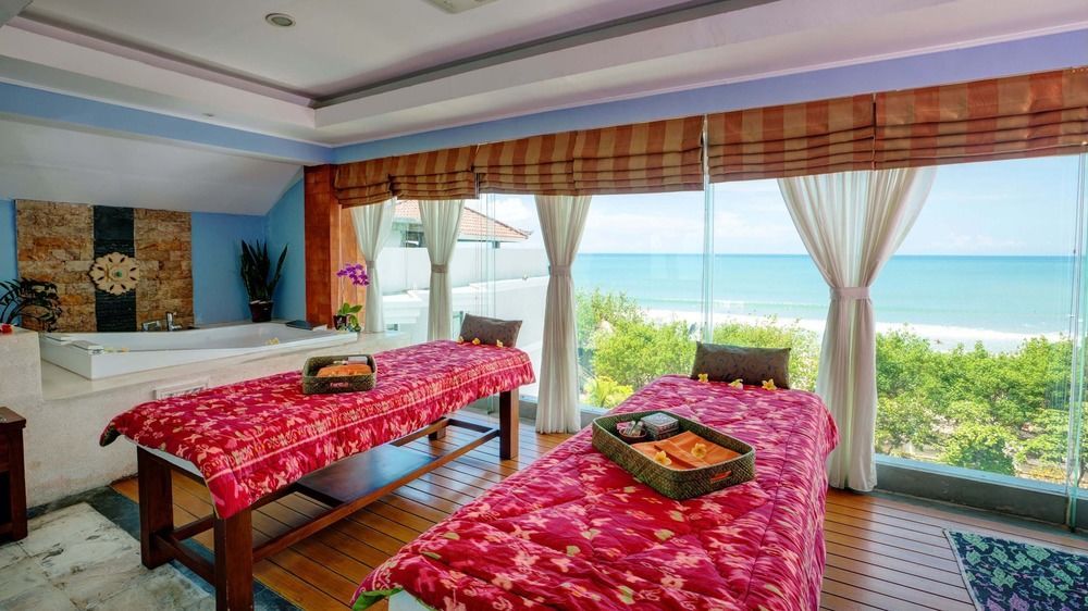 Wyndham Garden Kuta Beach Bali Екстер'єр фото